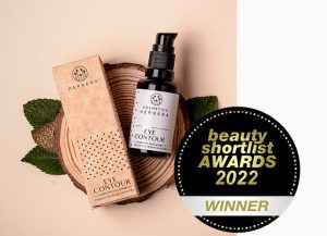 El mejor contorno de ojos 2022 beauty shortlist Awards 2022